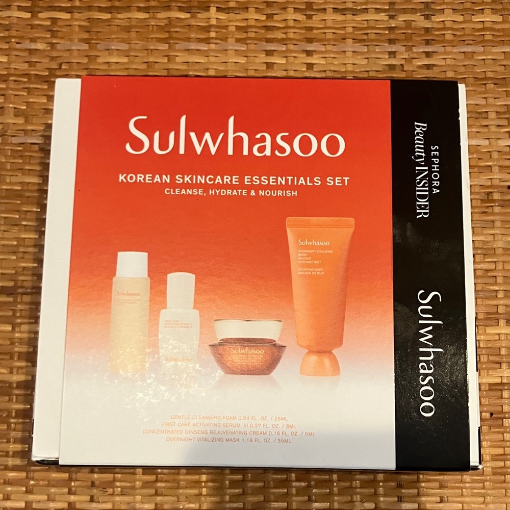 Sulwhasoo & Sephora Korean Skincare Essentials Kit NEW IN BOX